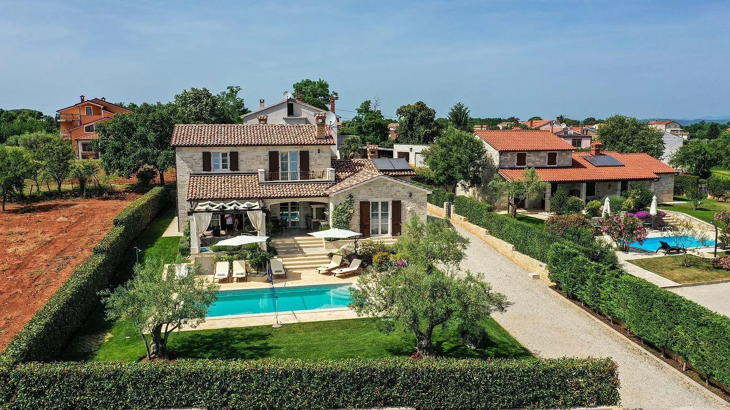 Atemberaubende Finca Mit Bikes, Salzwasserpool, Meerblick, Spielplatz, Lounge-Bereich Kaštelir Croatie